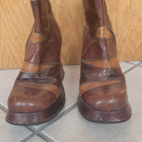 100% Real Leather Vintage Boots - Picture 3 of 11